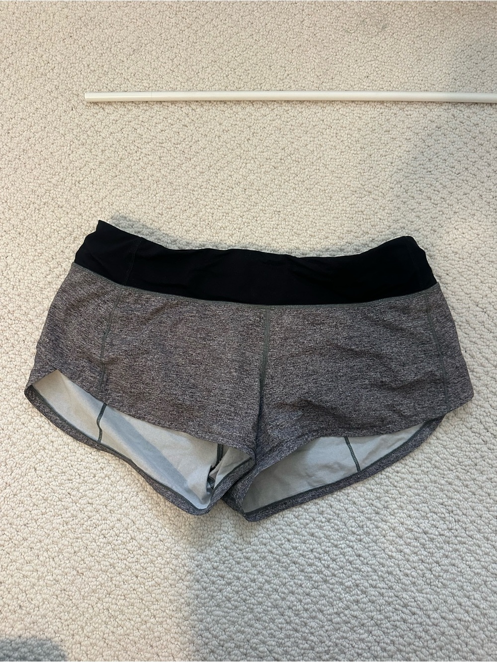 lululemon Grey speed up shorts size 6